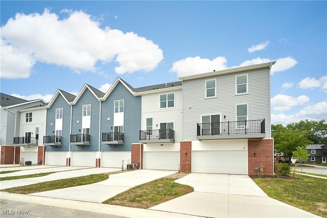 596 Mull Ave Unit 8, Akron, OH 44313 - photo 2