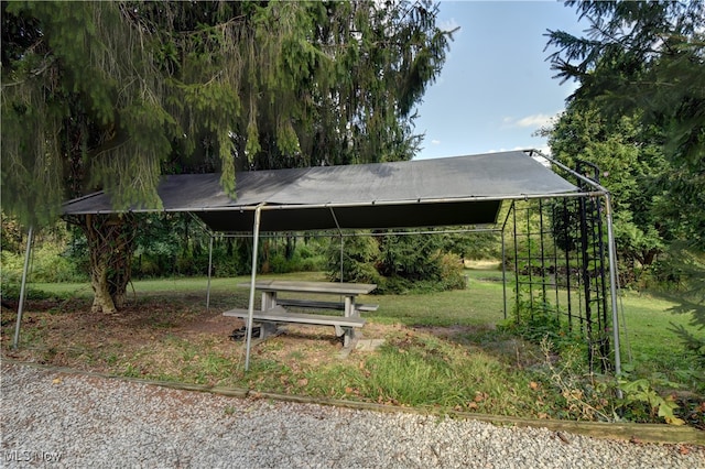 view of community featuring a lawn