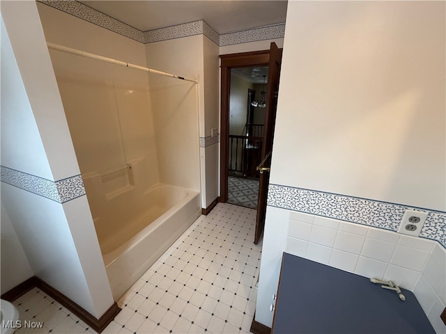 bathroom featuring shower / bathtub combination