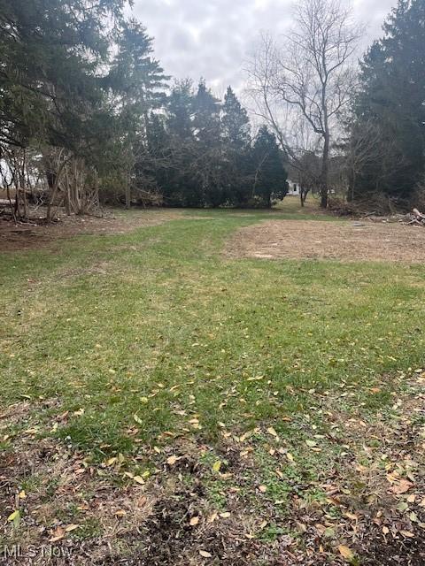 Sunrise Ave, Zanesville, OH 43701