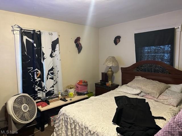 14907 Pepper Ave, Cleveland, OH 44110 - photo 2