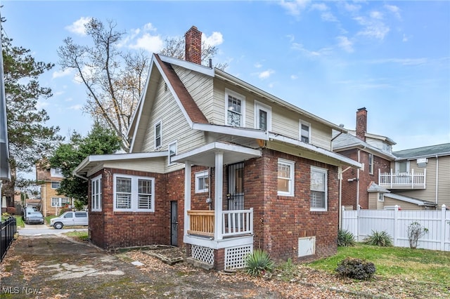 view of front of property