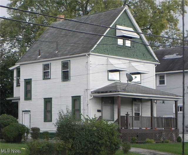 view of front of property with covered porch