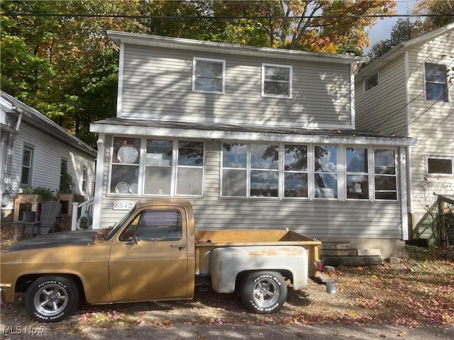 view of front of home