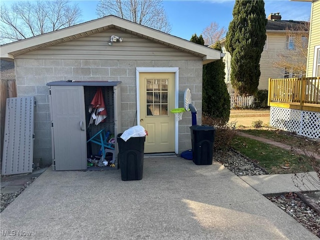 view of outbuilding