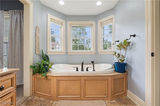 bathroom featuring a bathtub