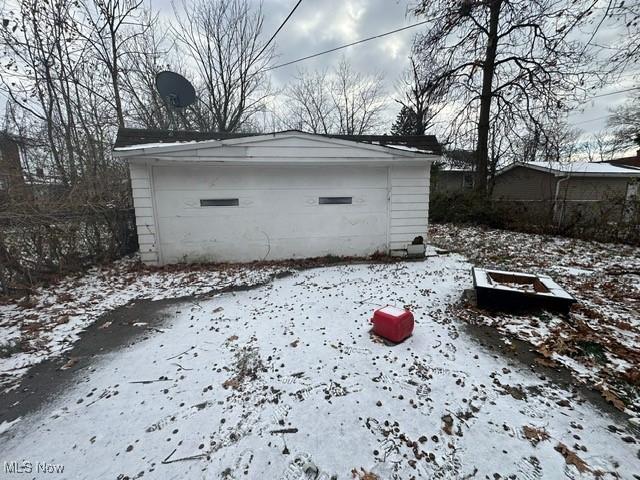 14506 Milverton Rd, Cleveland, OH 44120 - photo 20