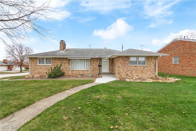 single story home with a front yard