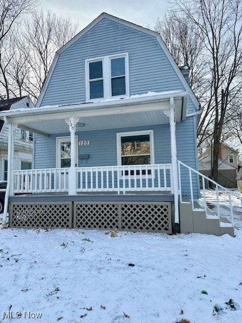 view of front of property