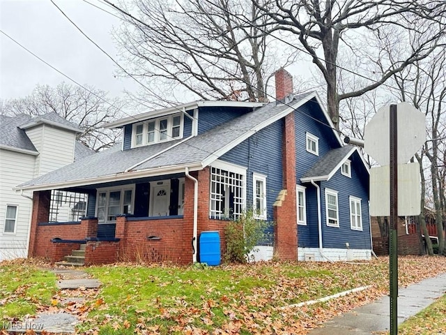 view of front of house featuring a porch