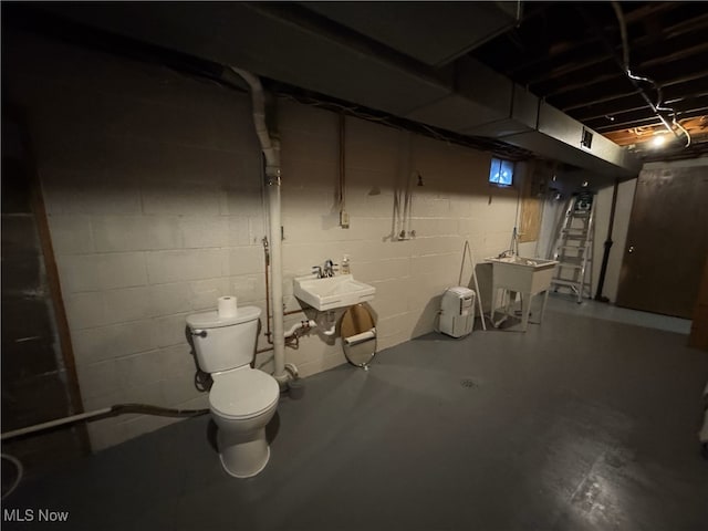 basement with sink