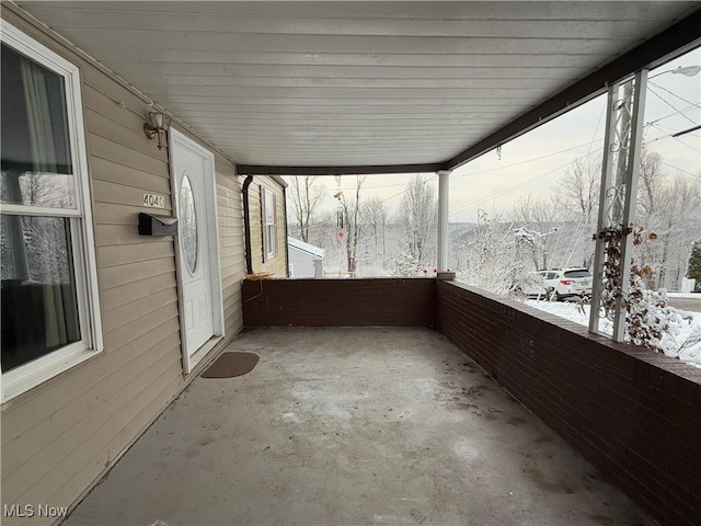 view of unfurnished sunroom