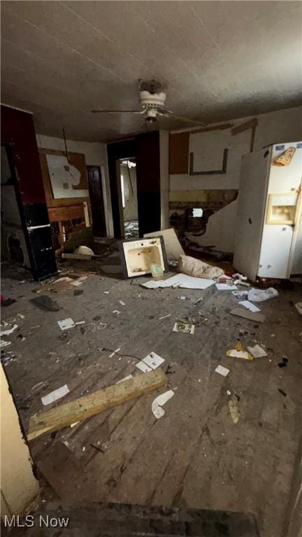 miscellaneous room featuring ceiling fan