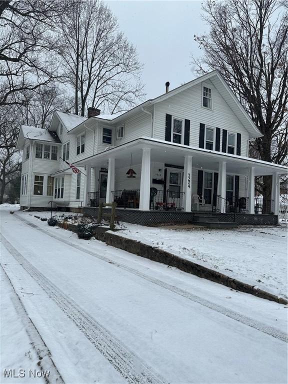 view of front of house