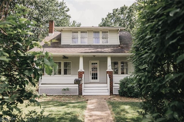 view of front of property