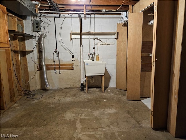 basement featuring sink