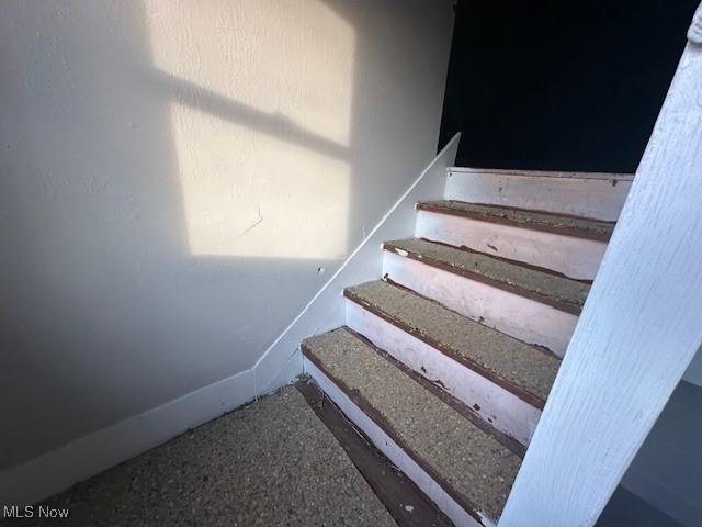 13306 Harvard Ave, Cleveland, OH 44105 - photo 19