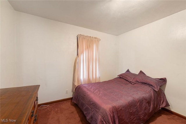 bedroom featuring carpet flooring