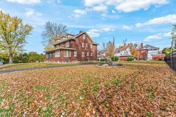 159 Kenilworth Ave SE, Warren, OH 44483 - view of side of property with a chimney