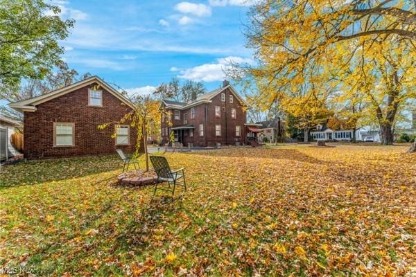 159 Kenilworth Ave SE, Warren, OH 44483 - view of grassy yard