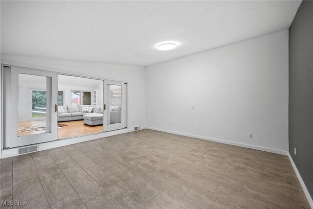 2711 Glenmont Rd NW, Canton, OH 44708 - photo 20