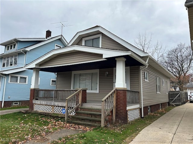 view of front of home featuring a porch