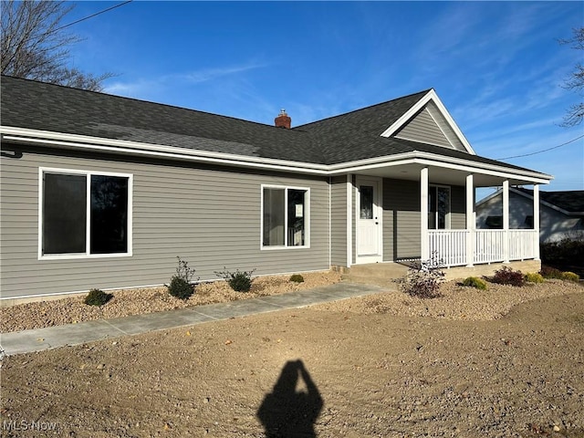 view of front facade featuring a porch