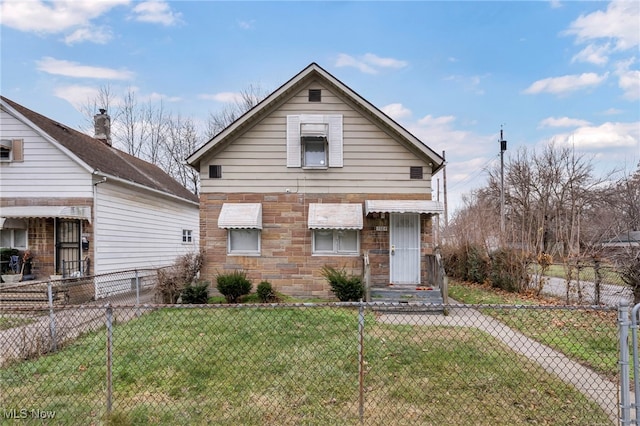 view of front of house with a front yard