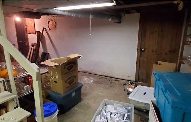 view of unfinished basement
