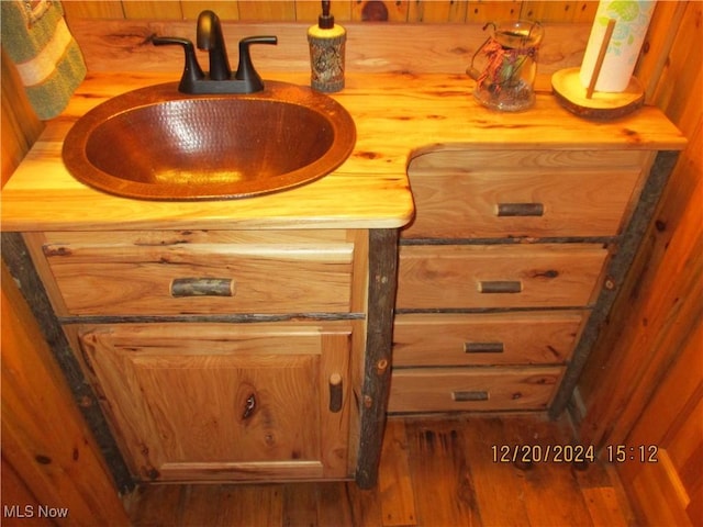 71352 Skyline Dr, Piedmont, OH 43983 - details featuring vanity and wood finished floors