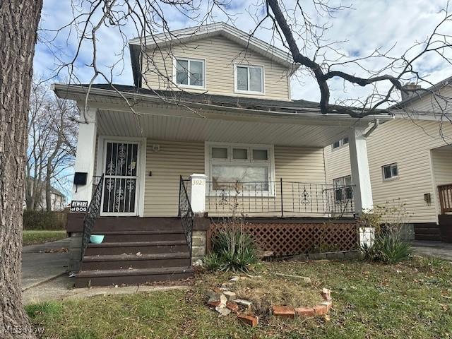 view of front of house featuring a porch