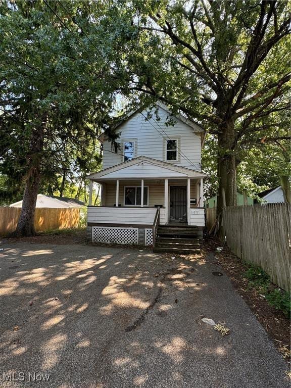 view of front of home with a porch