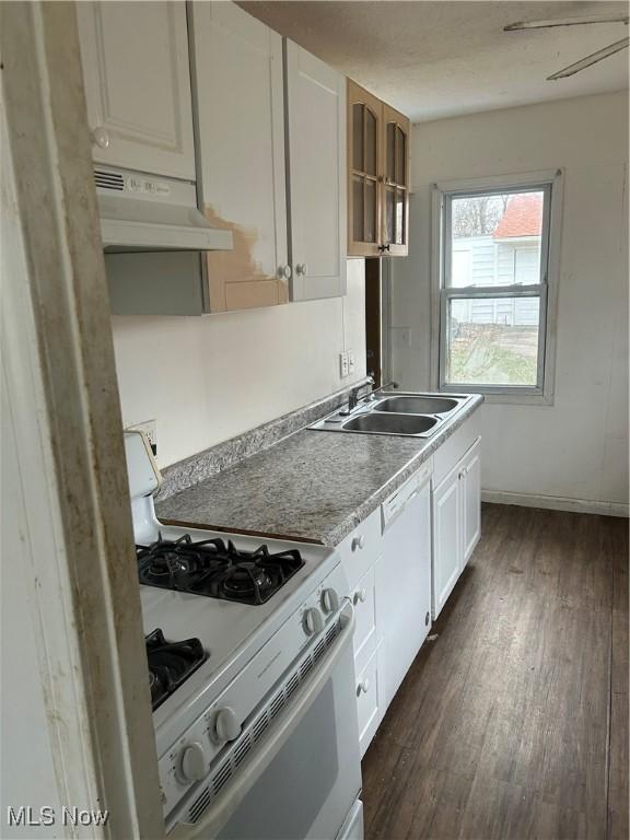 2926 Garfield Blvd, Lorain, OH 44052 - photo 4