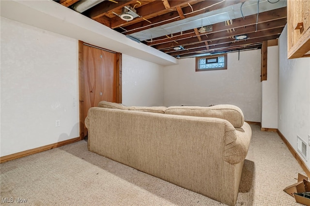 living room with carpet