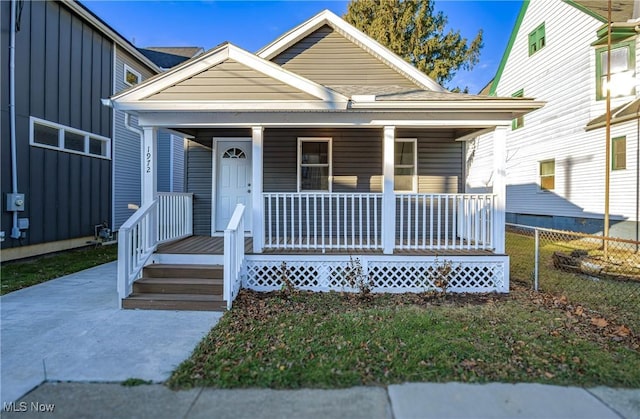 bungalow-style home with covered porch