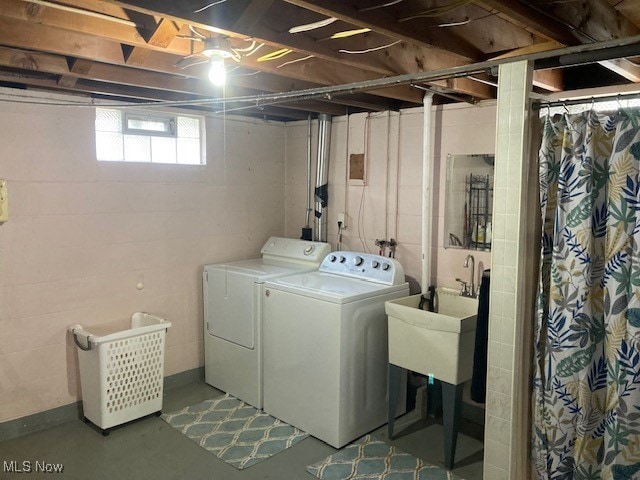 laundry area with washer and clothes dryer