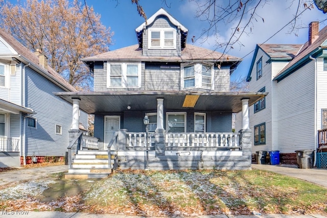 view of front of home with covered porch