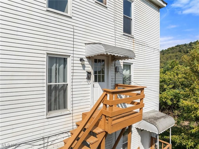 view of doorway to property