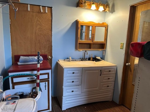 bathroom with vanity