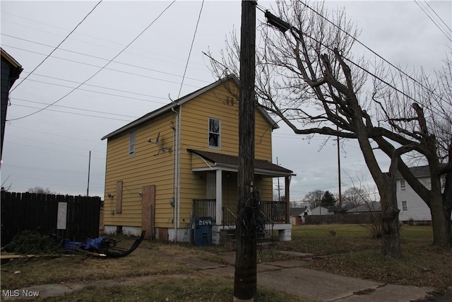 view of side of property