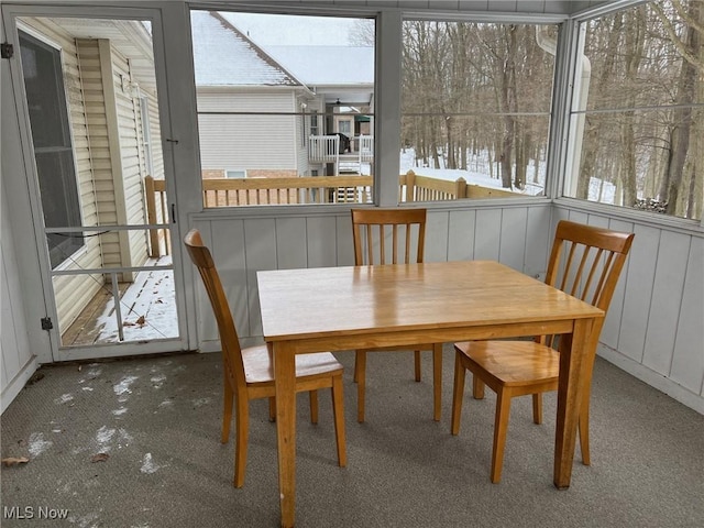 view of unfurnished sunroom