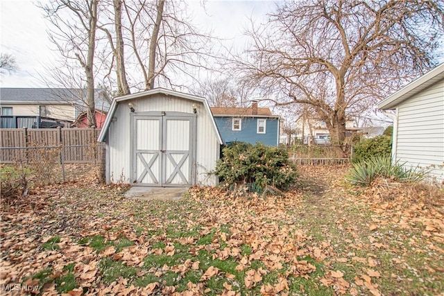 view of outbuilding