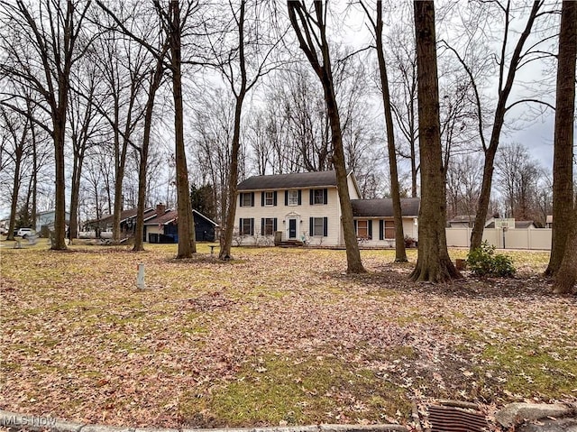 view of front of property