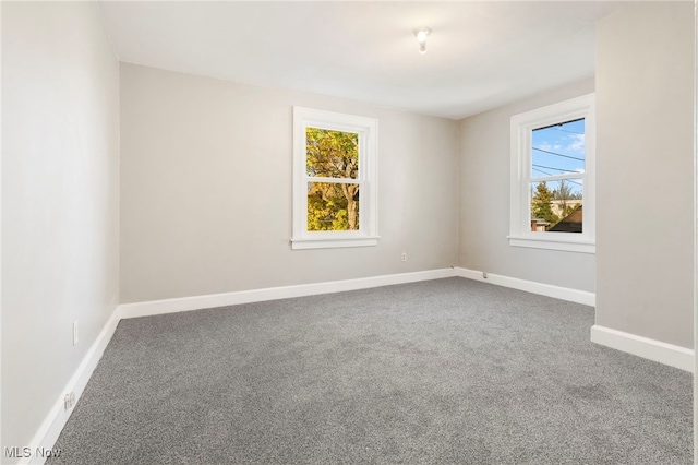 view of carpeted spare room