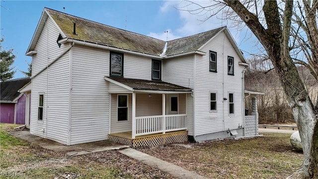 view of front facade featuring covered porch