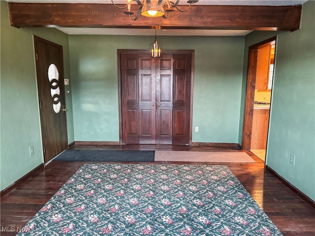 4175 E Middletown Rd, New Middletown, OH 44442 - entrance foyer featuring hardwood / wood-style flooring, baseboards, and beam ceiling