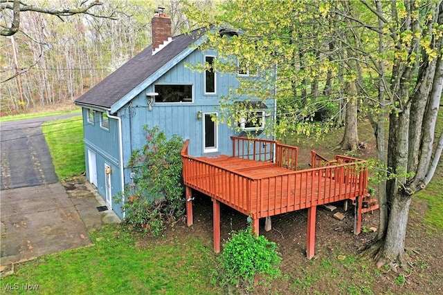 48077 Allegheny Trl, Negley, OH 44441 - view of outbuilding featuring an attached garage and driveway