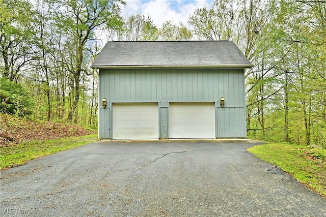 48077 Allegheny Trl, Negley, OH 44441 - view of detached garage