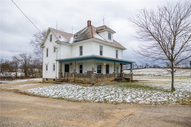 view of front of house with covered porch