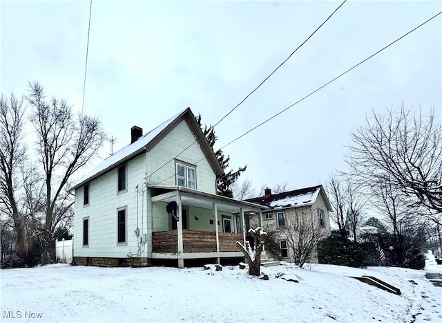 view of front facade featuring covered porch